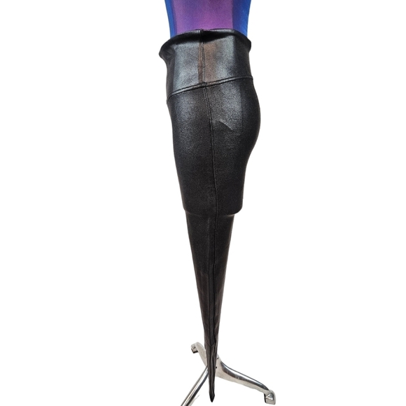 Spanx Black High Waisted Faux Leather Leggings Size Medium Women's N11 - Picture 4 of 9